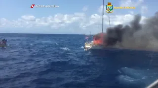 Migranti morti dopo l'esplosione della barca: condannati due finanzieri