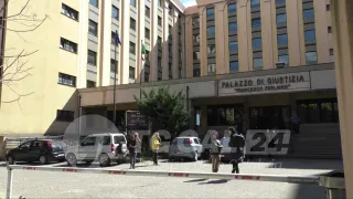 Bimbi maltrattati a Paola, il Tribunale li affida alla nonna paterna