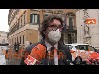 Toninelli: "Rousseau non esiste senza M5s e viceversa"