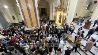 Madonna di Capocolonna, l'arcivescovo Panzetta: "La questione dei fuochi non faccia perdere il vero senso delle feste religiose"