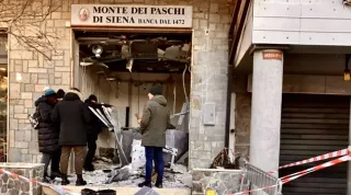 Colpi in serie ai bancomat in Calabria, fermate 5 persone