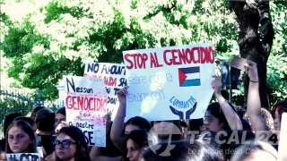 Crotone, studenti del liceo Pitagora in piazza per Gaza