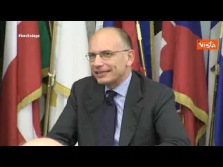 Backstage - "Mola mia", Presidente!