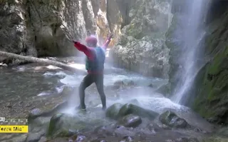 Il rafting lungo il fiume Lao, un'esperienza che regala emozioni intense (Video)