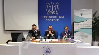 Carabinieri ed industriali: prevenire i reati con la formazione