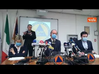 Zaia: “Riconoscere devastazione finanziaria dei ristoratori e aprire locali con gradualità”