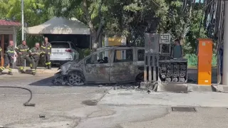 Quattro corpi carbonizzati in un’auto: s’indaga per omicidio