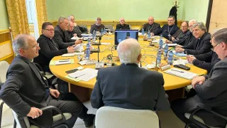 «Promuovere la cultura dell'accoglienza»: l'appello dei vescovi calabresi
