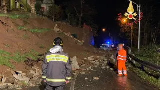 Smottamenti nella notte tra Amantea e Nocera Terinese: chiuse al traffico la Ss18 e la Sp163