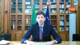 Vaccini, Speranza: «Anticipo al 22 novembre della campagna per i richiami per fascia 40-59 anni»