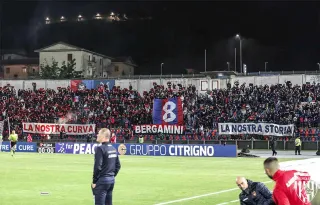 Calcio | Il Cosenza si gioca la Serie B contro il Vicenza: ecco il regolamento dei play out