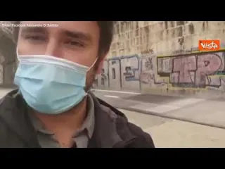 Pista ciclabile sul Lungotevere, Di Battista: "Polemiche da radical chic l'asfalto c'è sempre stato"