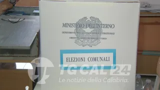 AMMINISTRATIVE | Seggi aperti fino alle 15 in tre Comuni