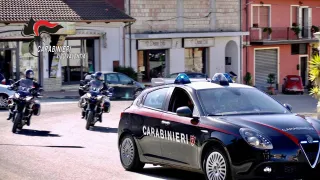 Estorsioni con il metodo del “cavallo di ritorno”: sette arresti a Vibo Valentia