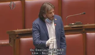 «Oggi Bergamo sta piangendo»: commozione alla Camera del deputato Invernizzi (VIDEO)