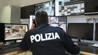 Reggio Calabria: rapinano e feriscono un'anziana, arrestati due 18enni