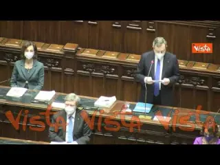 Vaccini, Draghi: “In Ue dobbiamo esigere che case farmaceutiche rispettino contratti”