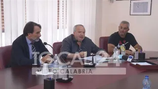 VIDEO | Crisi idrica nel Crotonese: 200 milioni di metri cubi d'acqua non utilizzata finiscono in mare