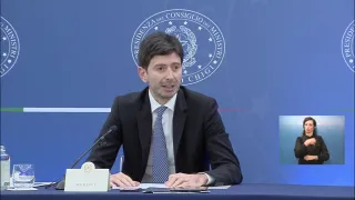 COVID | Speranza proroga l'uso delle mascherine al chiuso fino 15 giugno: ecco dove serviranno