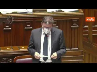 Giorgetti: "Per salvare l'Ex Embraco siamo alla ricerca di investitori privati"