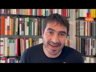 Fratoianni (Si): "Salvini pensi alla campagna vaccinale nelle regioni della Lega non a riaperture"