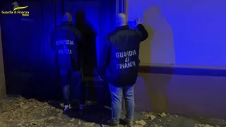 ‘Ndrangheta e colletti bianchi: cinque arresti per estorsione aggravata