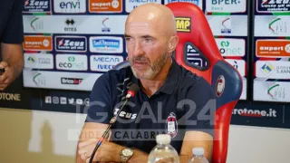 CALCIO | Lerda (Fc Crotone) pre Foggia: «Squadra di primissimo livello, partita impegnativa» (VIDEO)
