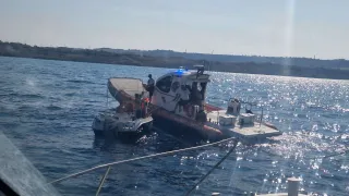 Crotone, emergenza in mare: la Guardia costiera salva 10 persone