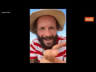 Jovanotti, "No al lavoro in nero e agli econazisti"