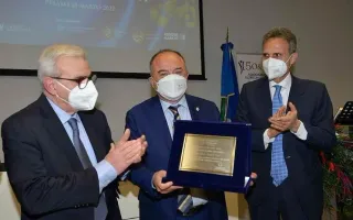 Nicola Gratteri un "Faro dell'antimafia". Importante riconoscimento a Pesaro tributato dai commercianti