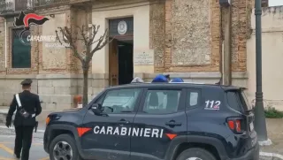 Settantenne ferito da colpi d’arma da fuoco nel Reggino: indagano i Carabinieri