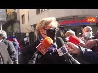 Attentato del 14 aprile 1988, una targa a Napoli per ricordare l'evento, cerimonia a Calata S. Marco