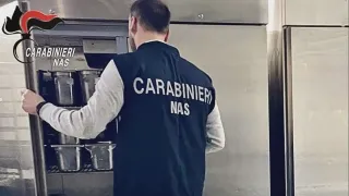 Cerenzia, locale sospeso dopo i controlli: riscontrate gravi irregolarità