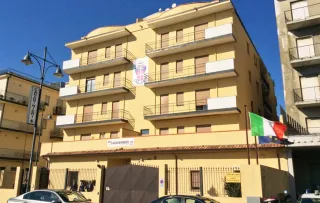 Violenza sessuale su un ragazzino minore di 14 anni: 20enne arrestato a Rizziconi