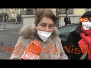I vaccinati insieme al Presidente Mattarella: "Molto discreto, ha fatto la fila con noi"