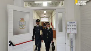 Vibo, 3 identità false per il Reddito di cittadinanza: denunciato