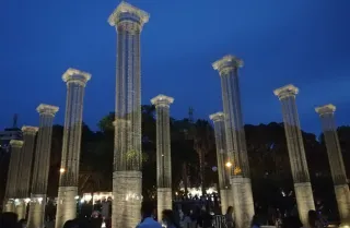 Un tempio greco in riva allo Stretto, a Reggio Calabria l'installazione di Tresoldi