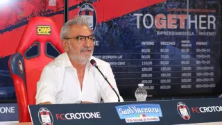 CALCIO | Serie C, il Crotone presenta la campagna abbonamenti: si inizia il 28 luglio con i vecchi abbonati