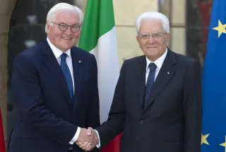 Migranti, Mattarella: «Gli accordi di Dublino sono preistoria»