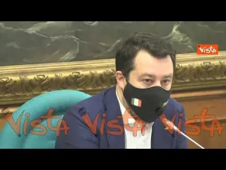Alitalia, Salvini: “Ue si faccia gli affari suoi. Vita lavoratori non si decide a Bruxelles”