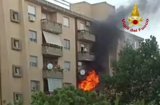 Catanzaro: in fiamme appartamento in una casa popolare di viale Isonzo