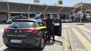 “Tassa di lusso” su voli privati: scoperta maxi evasione fiscale per 300mila euro