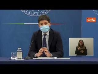 Speranza: "Partiamo da riapertura scuola, priorità e architrave fondamentale della società"