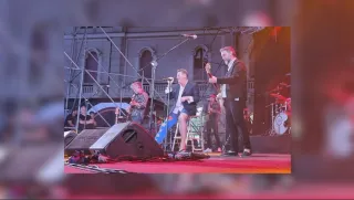 Palmi: Tony Hadley cade in camerino e si frattura la rotula