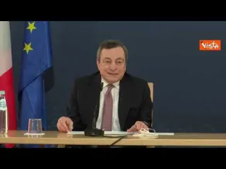 Vaccini, Draghi: "Mossa di Biden per rispondere a Russia-Cina? Ipotesi buffa"