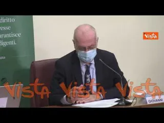 Rezza: “Incidenza in calo ma ancora alta. Terapie intensive oltre soglia critica"