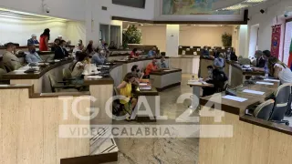Royalties alle marinerie del Crotonese, il Consiglio Comunale approva documento: si modifichi l'Apq del 2017