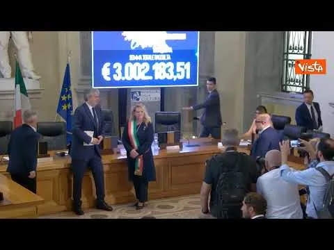 Sangiuliano consegna i proventi del concerto "Italia Loves Romagna" ai comuni colpiti dall'alluvione
