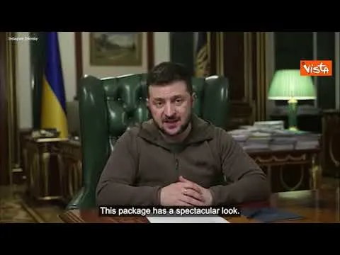 Zelensky: "Nuove sanzioni contro Russia non sono abbastanza"