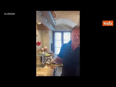 Lollobrigida in un video in cui si prepara a cucinare un granchio blu